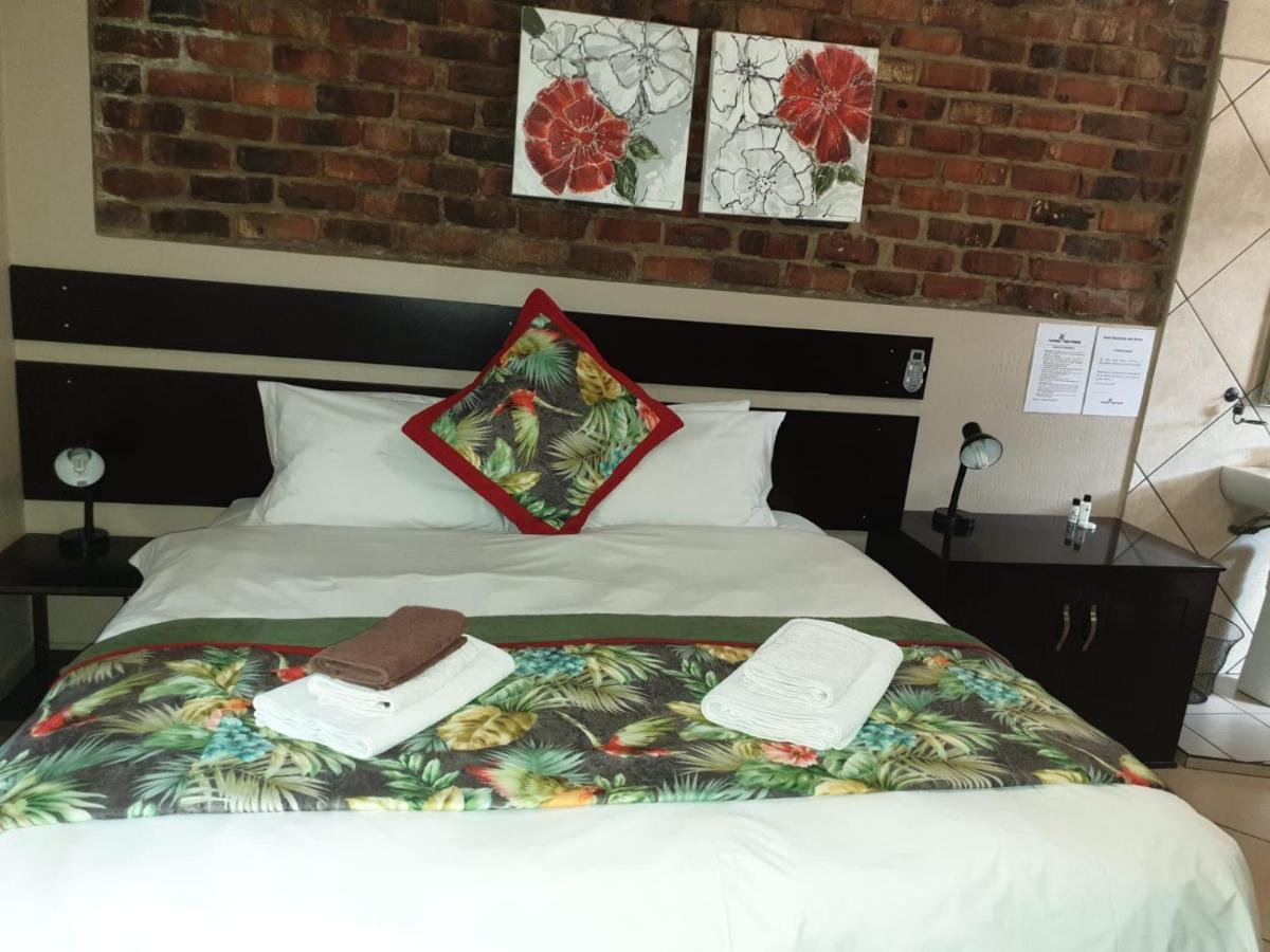Tsessebe Guesthouse Bloemfontein Exterior photo