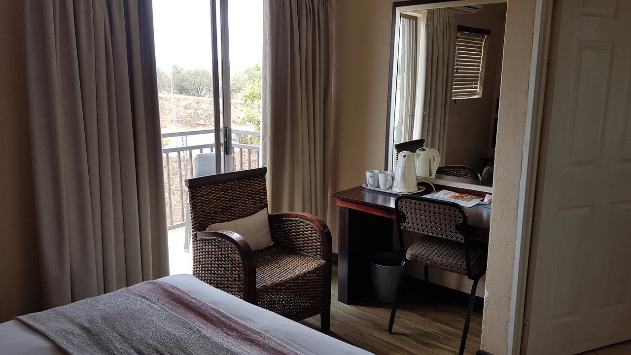 Tsessebe Guesthouse Bloemfontein Exterior photo