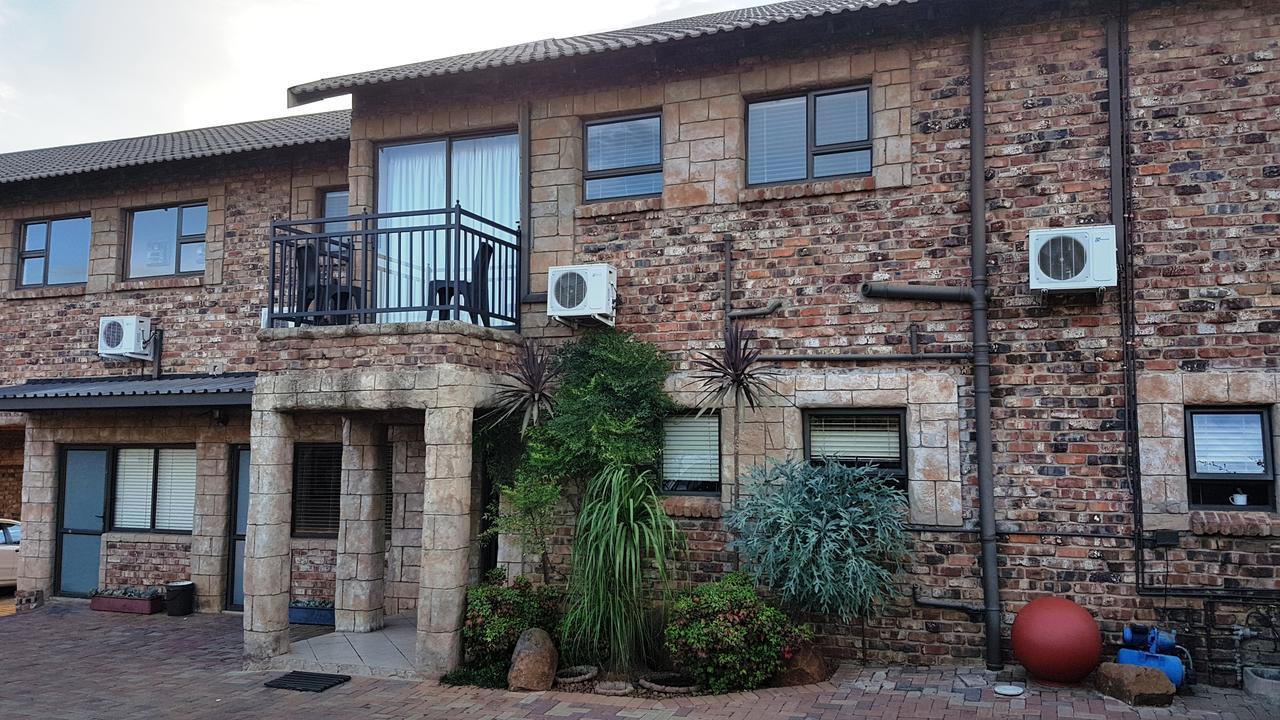 Tsessebe Guesthouse Bloemfontein Exterior photo